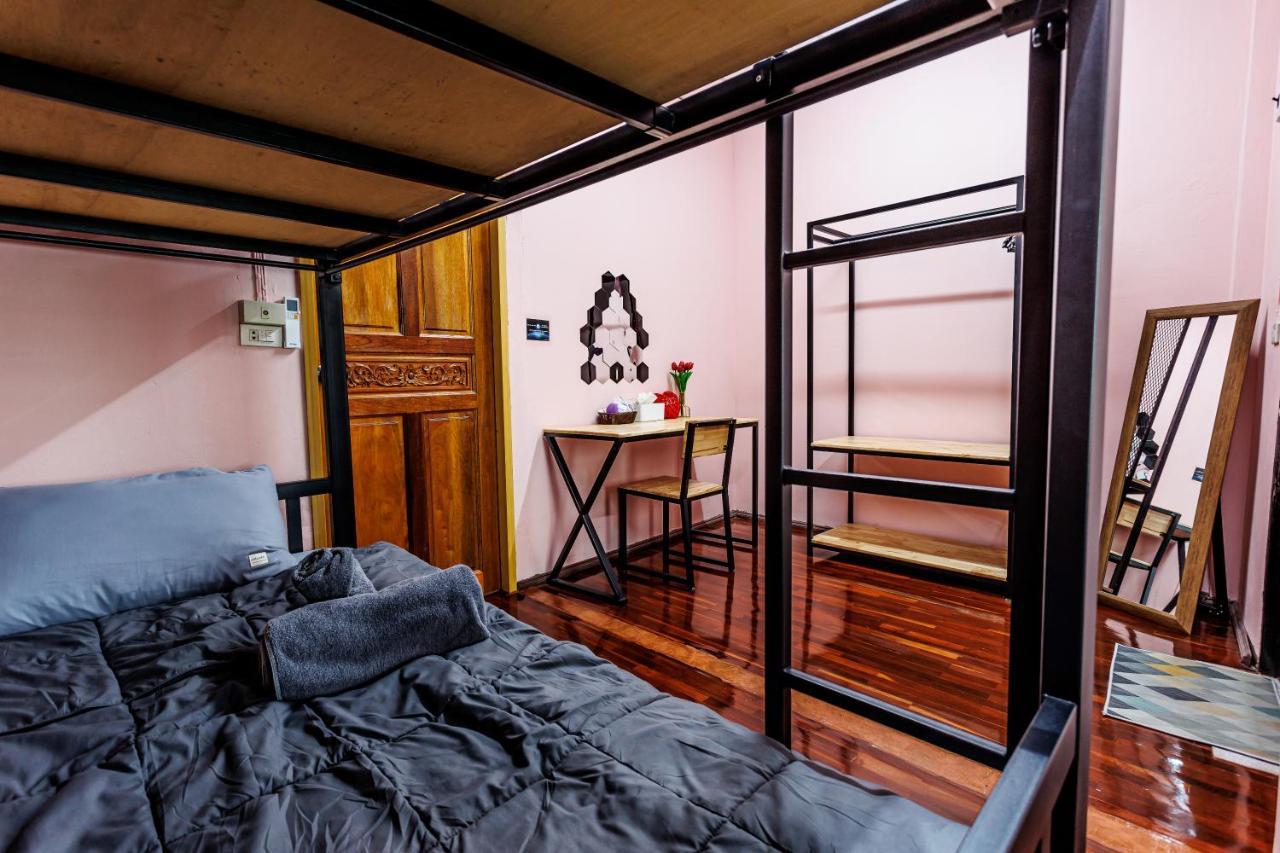 Baan Mee Suk Ayutthaya Hostel Eksteriør bilde
