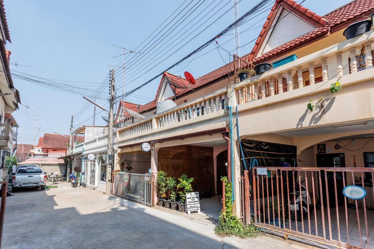 Baan Mee Suk Ayutthaya Hostel Eksteriør bilde